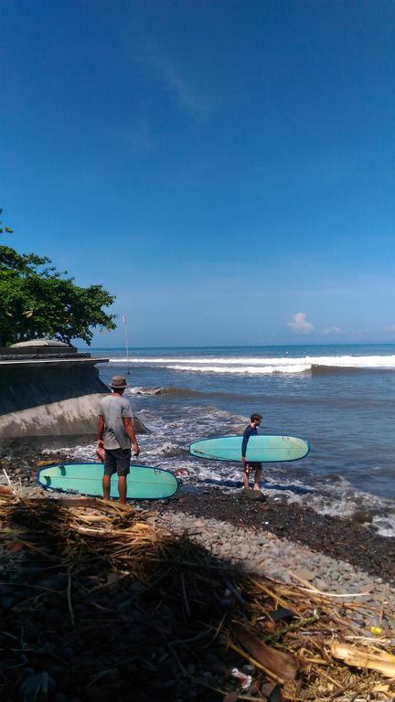 Medewi Beach Inn Pulukan Exterior foto